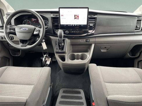Used 2023 Ford Transit 350 XLT image 12