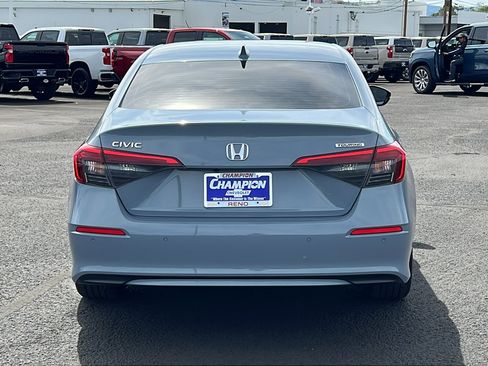 Used 2024 Honda Civic Touring image 6