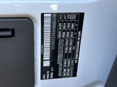 New 2025 Mercedes-Benz Sprinter 2500 image 37