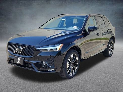 New 2026 Volvo XC60 B5 Plus w/ Climate Package image 3