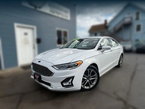 Used 2020 Ford Fusion Titanium FWD image 1