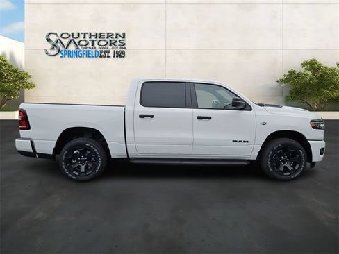 New 2026 RAM 1500 Express AWD/4WD image 6