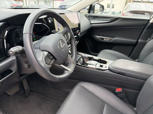 Used 2025 Lexus NX 350h AWD w/ Cold Area Package image 8