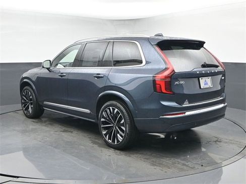 New 2026 Volvo XC90 T8 Plus image 6