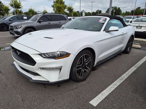 Used 2022 Ford Mustang Premium w/ Equipment Group 201A RWD image 5