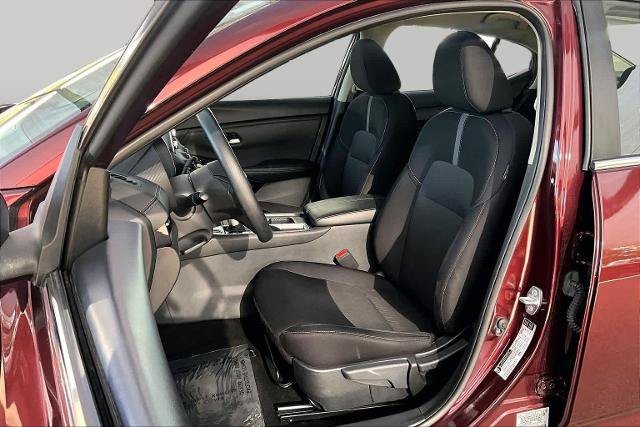 Certified 2024 Nissan Sentra SV FWD image 8