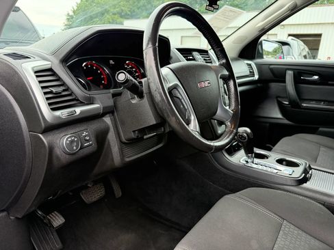 Used 2016 GMC Acadia SLE FWD image 17