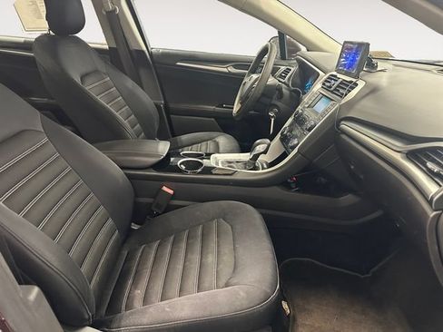 Used 2013 Ford Fusion SE FWD image 15