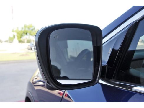 Used 2020 Nissan Murano SL w/ Moonroof Package FWD image 10