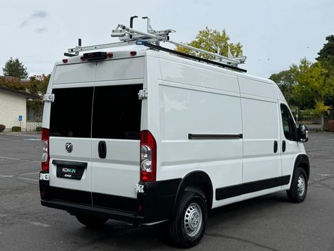 Used 2023 RAM ProMaster 2500 FWD image 6