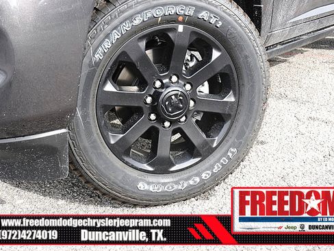 New 2026 RAM 2500 Laramie AWD/4WD image 9