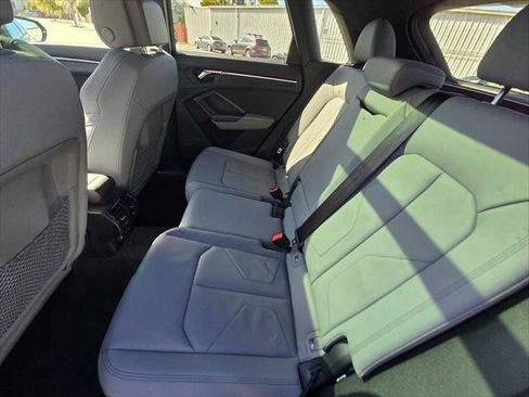 Used 2024 Audi Q3 2.0T Premium Plus w/ Premium Plus Package image 20