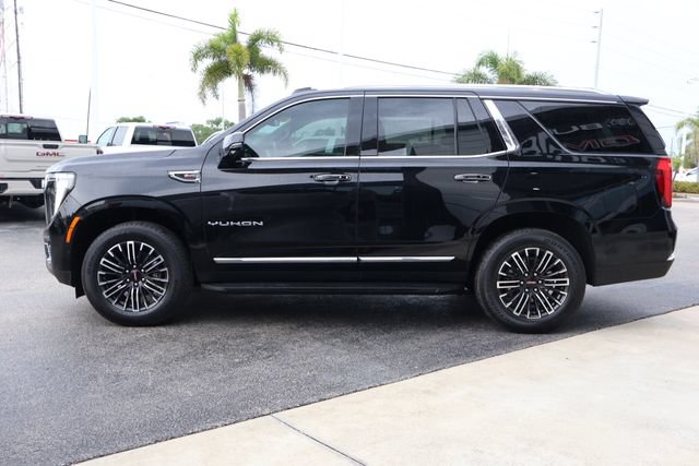 Used 2025 GMC Yukon Elevation AWD/4WD image 5