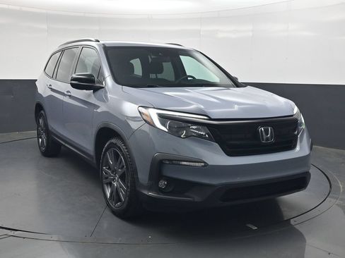 Used 2022 Honda Pilot Sport image 2