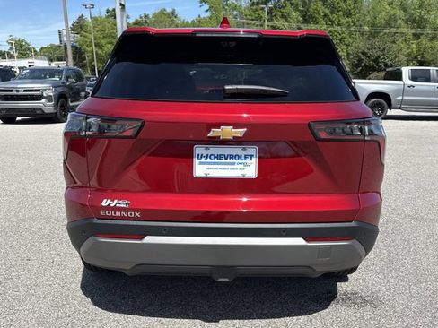 New 2026 Chevrolet Equinox LT w/ Safety and Technology Package image 4