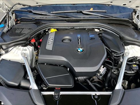Used 2019 BMW 530i w/ Convenience Package image 10