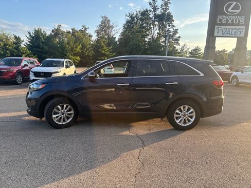 Used 2019 Kia Sorento FWD V6 image 6