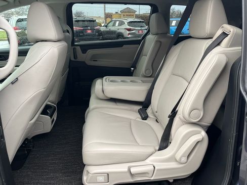 Used 2025 Honda Odyssey EX-L image 24