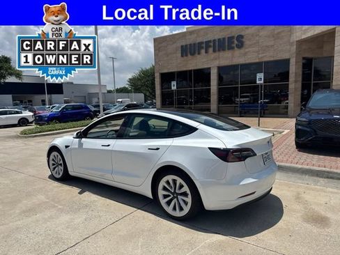 Used 2022 Tesla Model 3 RWD image 1