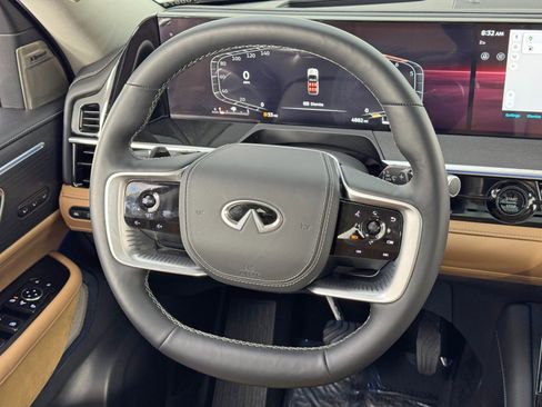 Used 2025 INFINITI QX80 Sensory image 21