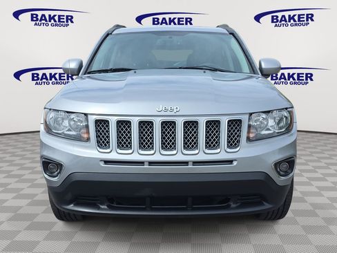 Used 2017 Jeep Compass High Altitude AWD/4WD image 2