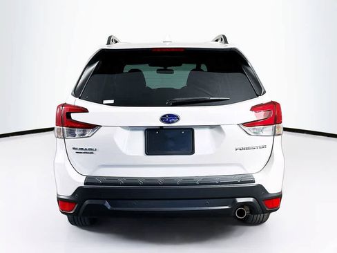 Used 2023 Subaru Forester Limited image 5