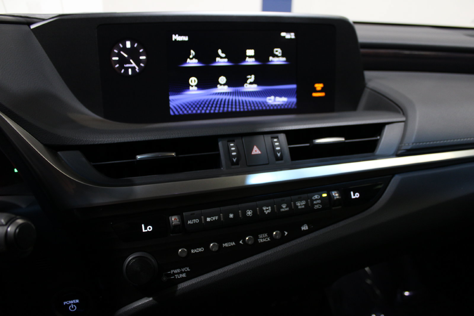 Used 2020 Lexus ES 300h w/ Premium Package FWD image 31