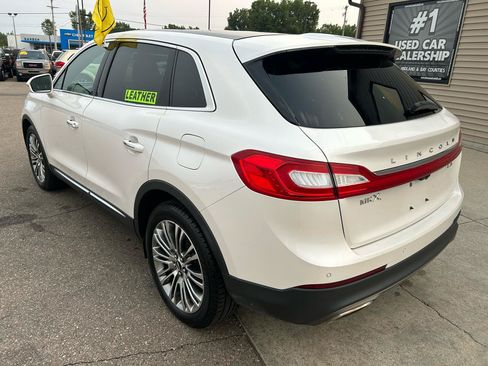 Used 2016 Lincoln MKX Reserve w/ Climate Package AWD/4WD image 7