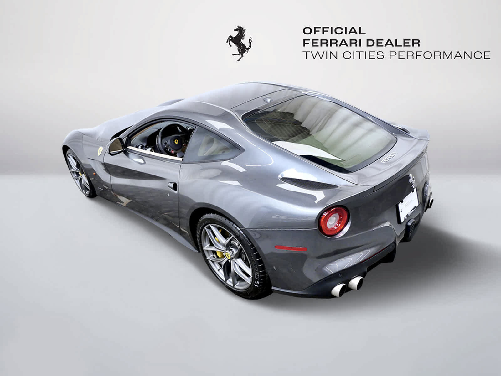 Certified 2015 Ferrari F12 Berlinetta RWD image 5