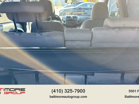 Used 2011 Toyota RAV4 4WD image 33