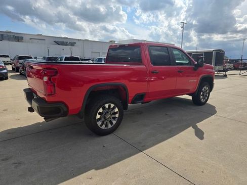 Used 2025 Chevrolet Silverado 2500 Custom w/ Custom Convenience Package AWD/4WD image 14