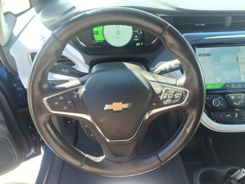 Used 2021 Chevrolet Bolt LT FWD image 5