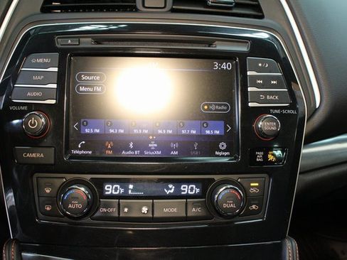 Used 2020 Nissan Maxima SR image 22