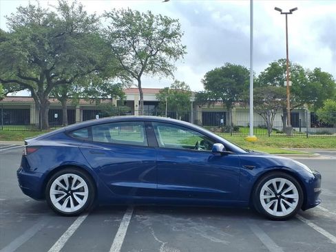 Used 2023 Tesla Model 3 Standard Range RWD image 2