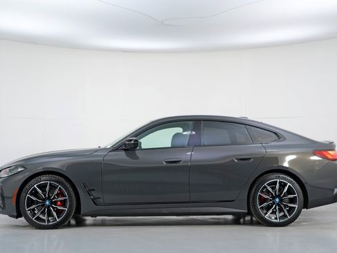 Used 2023 BMW i4 eDrive40 w/ M Sport Package image 9