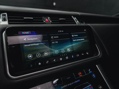 Used 2020 Land Rover Range Rover Sport SVR image 66