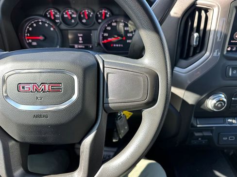 Used 2022 GMC Sierra 2500 Pro w/ Convenience Package image 30