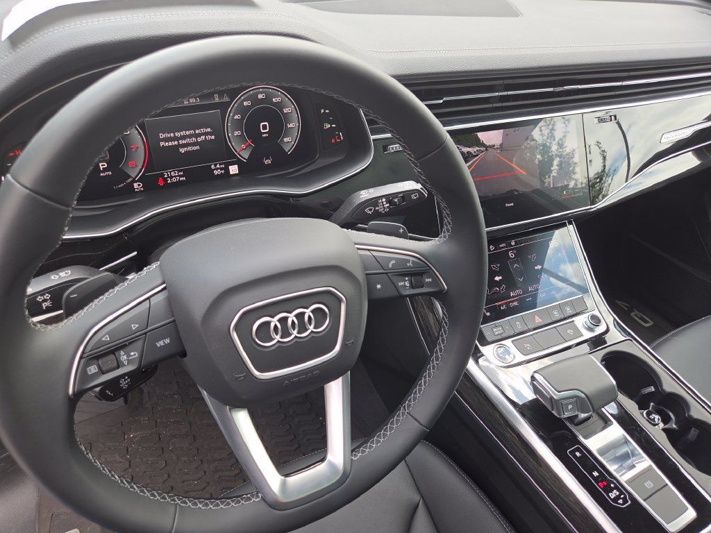 Certified 2026 Audi Q7 2.0T Premium AWD/4WD image 32