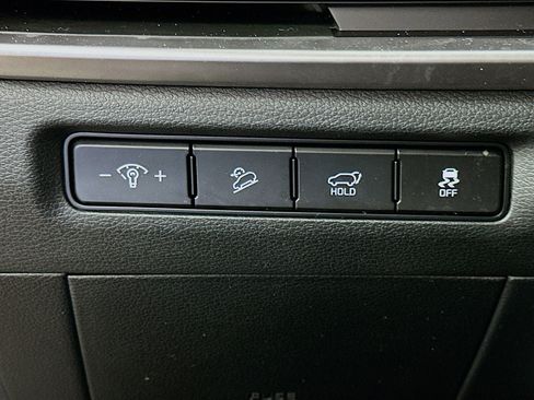 Used 2025 Kia Telluride S FWD image 16