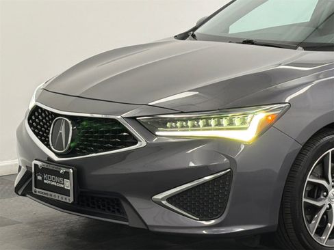 Used 2019 Acura ILX Premium Package image 2