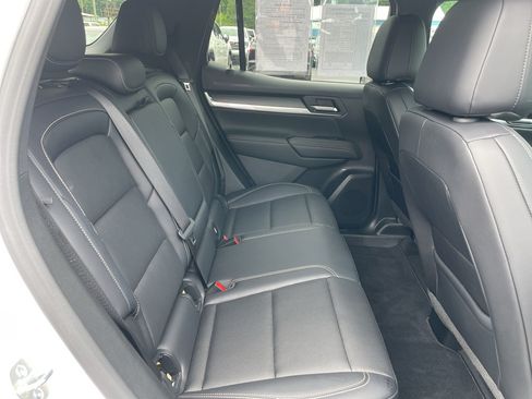 Certified 2026 GMC Terrain Elevation w/ Elevation Premium Package FWD image 14