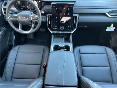 New 2026 GMC Acadia Elevation w/ Elevation Premium Package FWD image 13