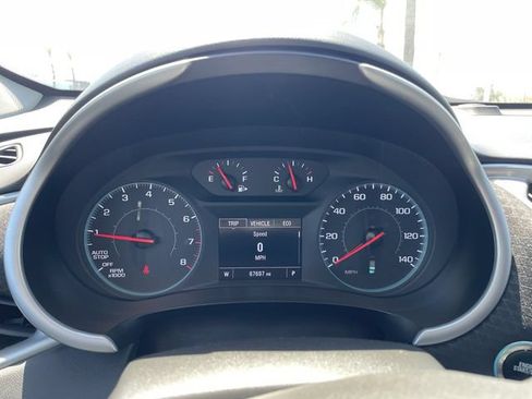 Used 2023 Chevrolet Malibu LT FWD image 11