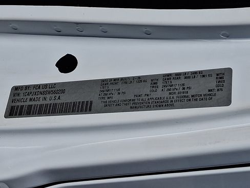 Certified 2025 Jeep Wrangler Unlimited Sport AWD/4WD image 27