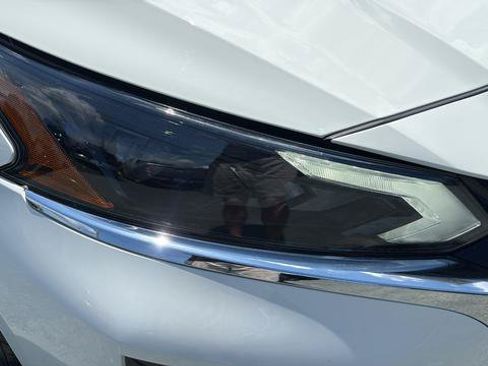 Used 2025 Nissan Altima 2.5 SV FWD image 26