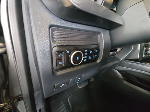 Certified 2025 Ford F350 Platinum w/ Tremor Off-Road Package AWD/4WD image 26