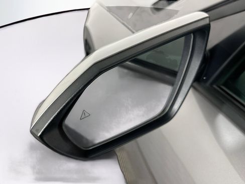 Used 2023 Hyundai Elantra SEL w/ Convenience Package FWD image 16