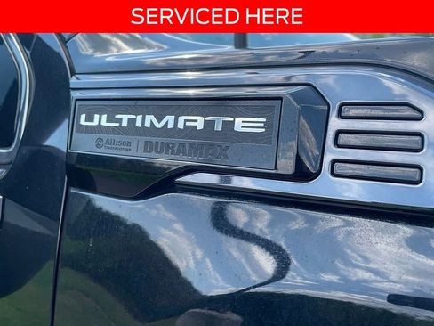 Used 2024 GMC Sierra 3500 Denali Ultimate AWD/4WD image 4
