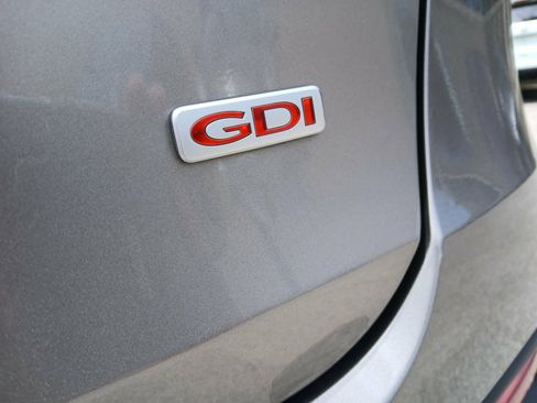 Used 2018 Kia Sorento FWD image 17