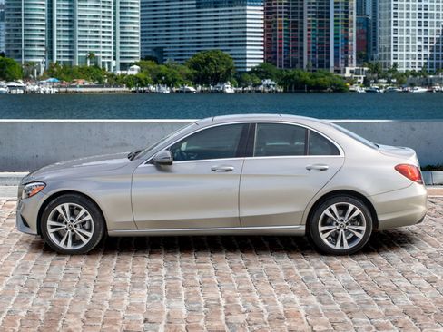 Used 2019 Mercedes-Benz C 300 4MATIC Sedan w/ Premium Package image 8